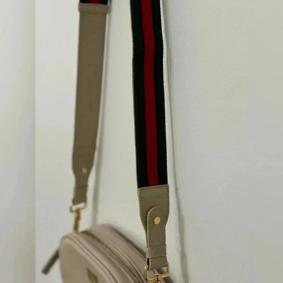 Hampton Road Crossbody - Picture 6 of 9